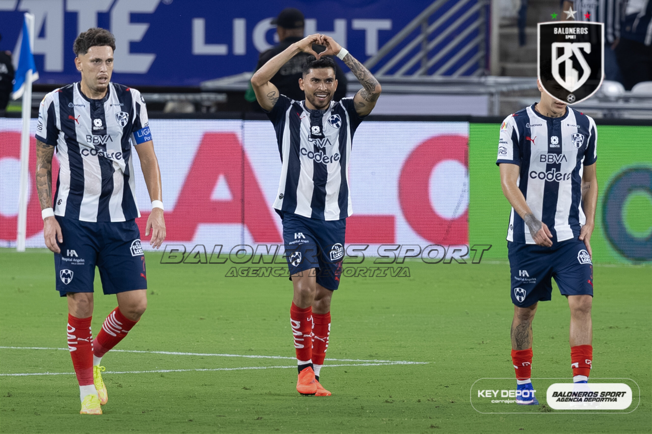 Monterrey aplasta a Juárez